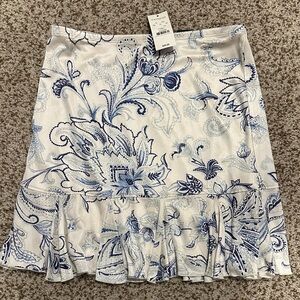 NWT Floral Express Skirt - Size XS